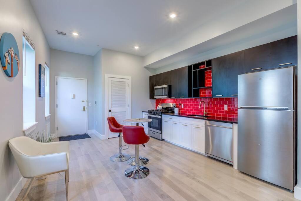 Luxury Designer Theme 2Br Apt Near Nyc / Thepath Newark Exterior foto